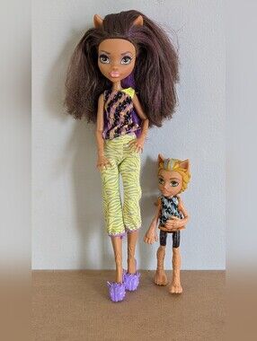 Monster High Clawdeen Wolf & Little Brother Barker Wolf Dolls